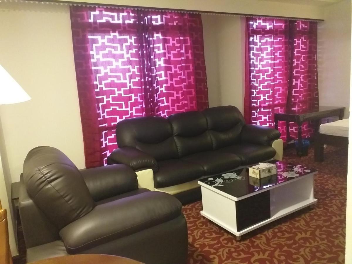 Sabah Suites At Times Square Kl Kuala Lumpur Eksteriør billede